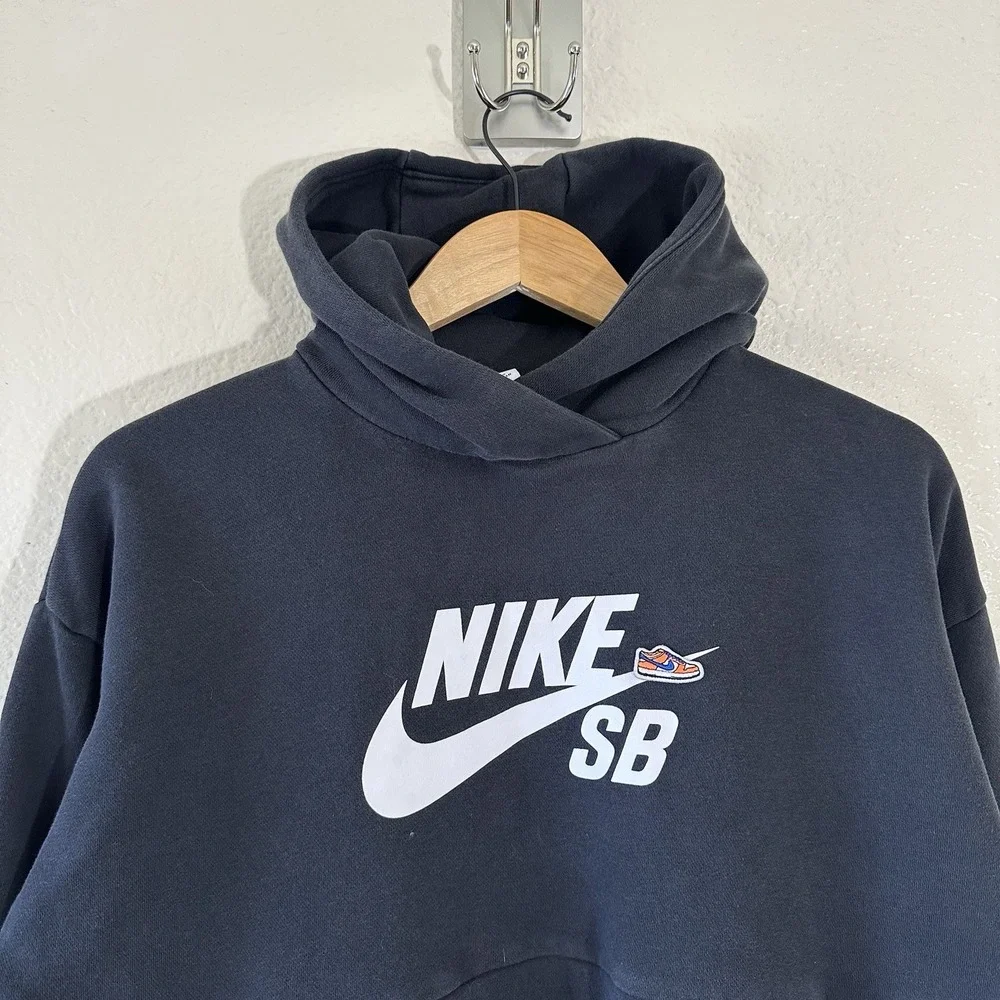 Nike SB Hoodie Boys XL Black Skateboarding Pullover Sweatshirt Swoosh Logo Youth